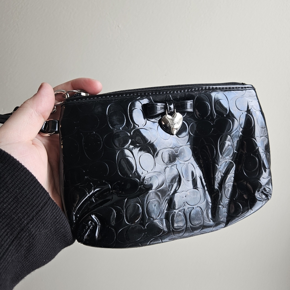 Coach Black Patent Leather Wristlet - Picture 4 of 12